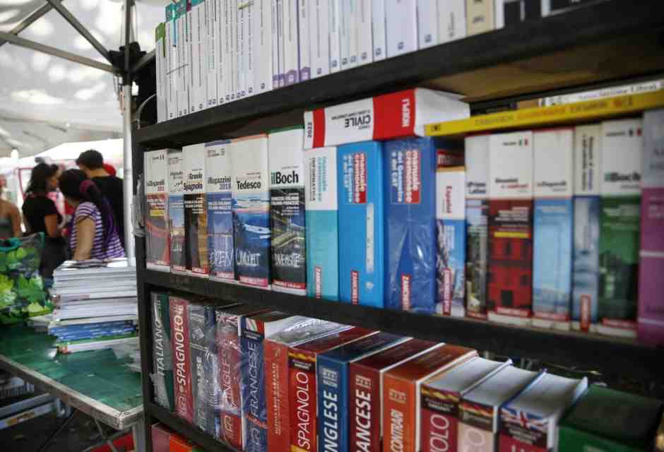 Meglio abolire i libri di scuola