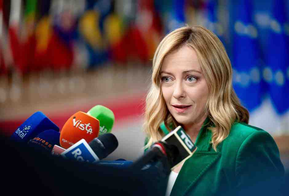 "L'Europa sia pronta ad affrontare le crisi. Non solo la guerra", dice Meloni