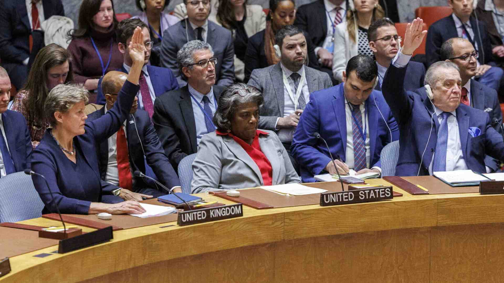 L'assedio contro Israele: l’Onu vota il cessate il fuoco a Gaza, Biden non si oppone