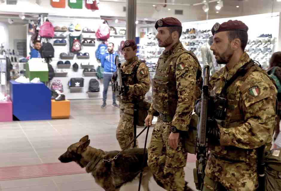 Al Viminale la riunione del comitato di sicurezza. L'Italia alza l'allerta