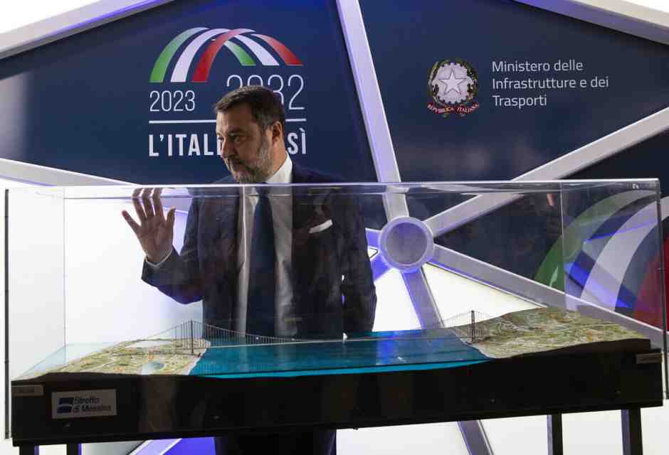L'isola di Salvini: Lombardo fa saltare l'intesa per le europee. E anche il Ponte traballa