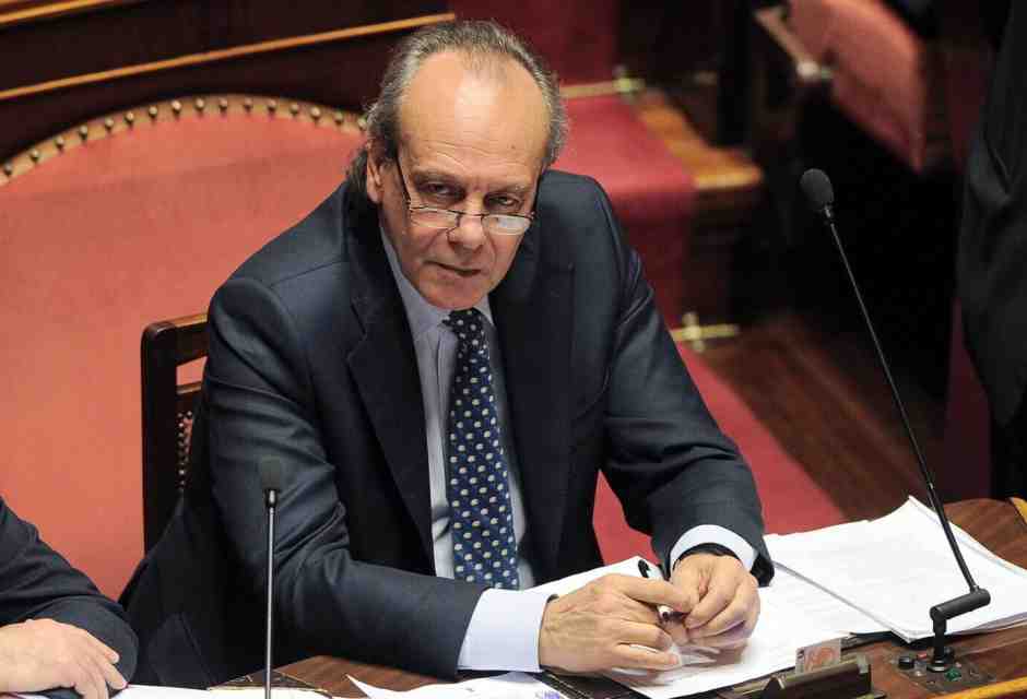 “Bene l’introduzione dei test per le toghe”. Parla l'ex ministro Nitto Palma