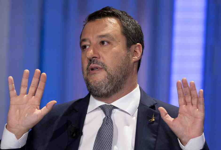 Sulla scuola di Pioltello, il ministro Salvini ignora Mattarella: "Chiusura per il Ramadam? Arretramento"