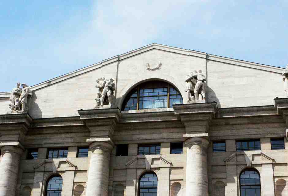 Un bel risiko nella Difesa prende colpo a Piazza Affari