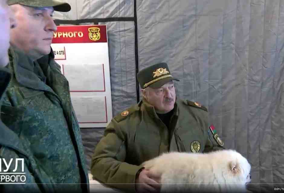 Lukashenka e la prova di forza contro Putin: una battaglia persa