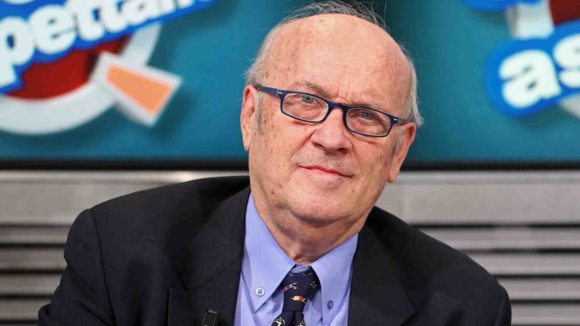 Quando l’arbitro poteva essere un amico dei calciatori. Parla Paolo Casarin