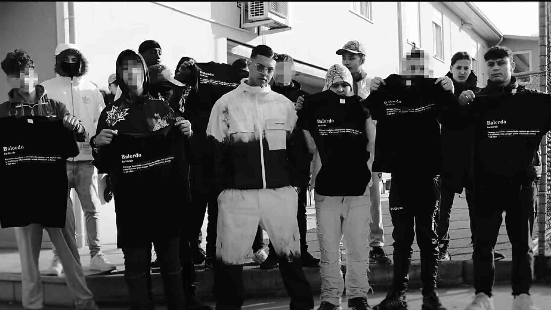 Non esistono ragazzi che non sanno rappare. La musica della comunità Kayros