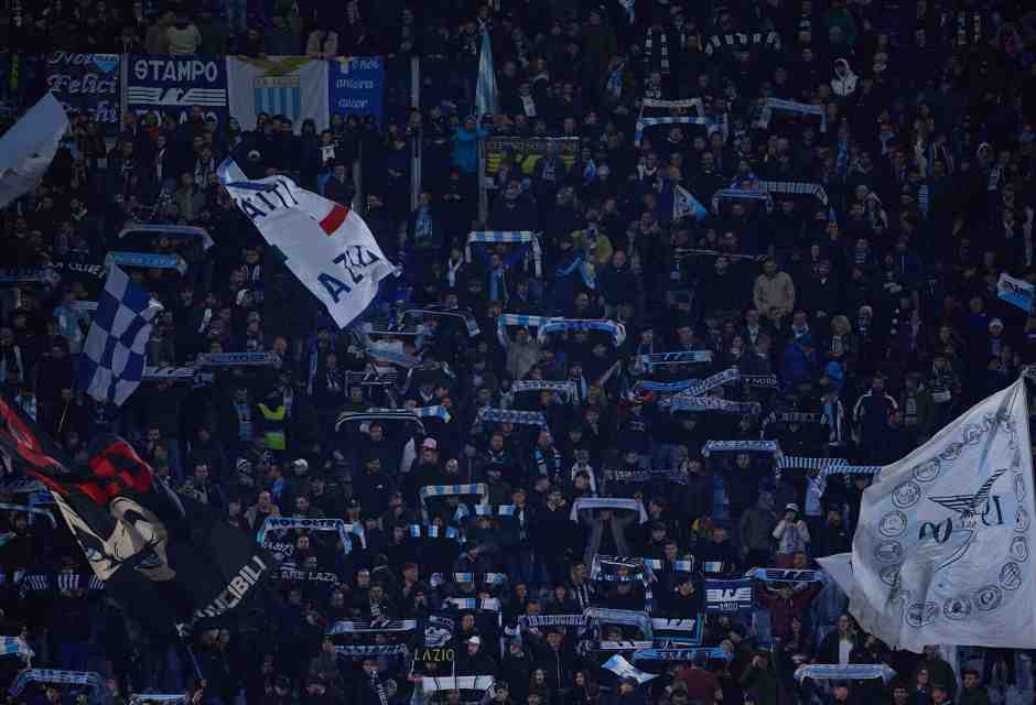 Da Battisti ad Annalisa. Come sono diventati pop i cori delle curve