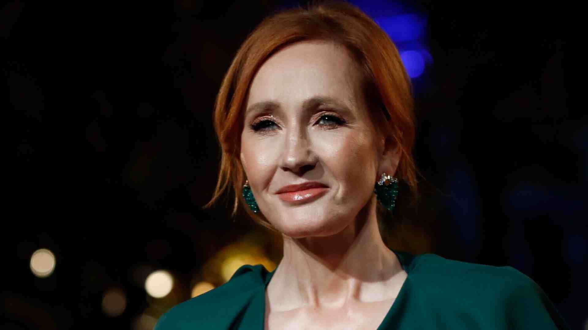 “Venite a prendermi”. Rowling contro la nuova legge scozzese sul gender