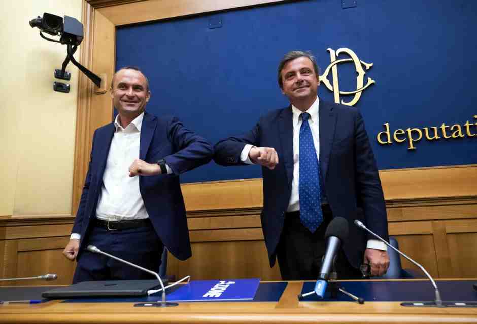 "Non votiamo la sfiducia a Santanchè". Il consiglio di Enrico Costa a Calenda