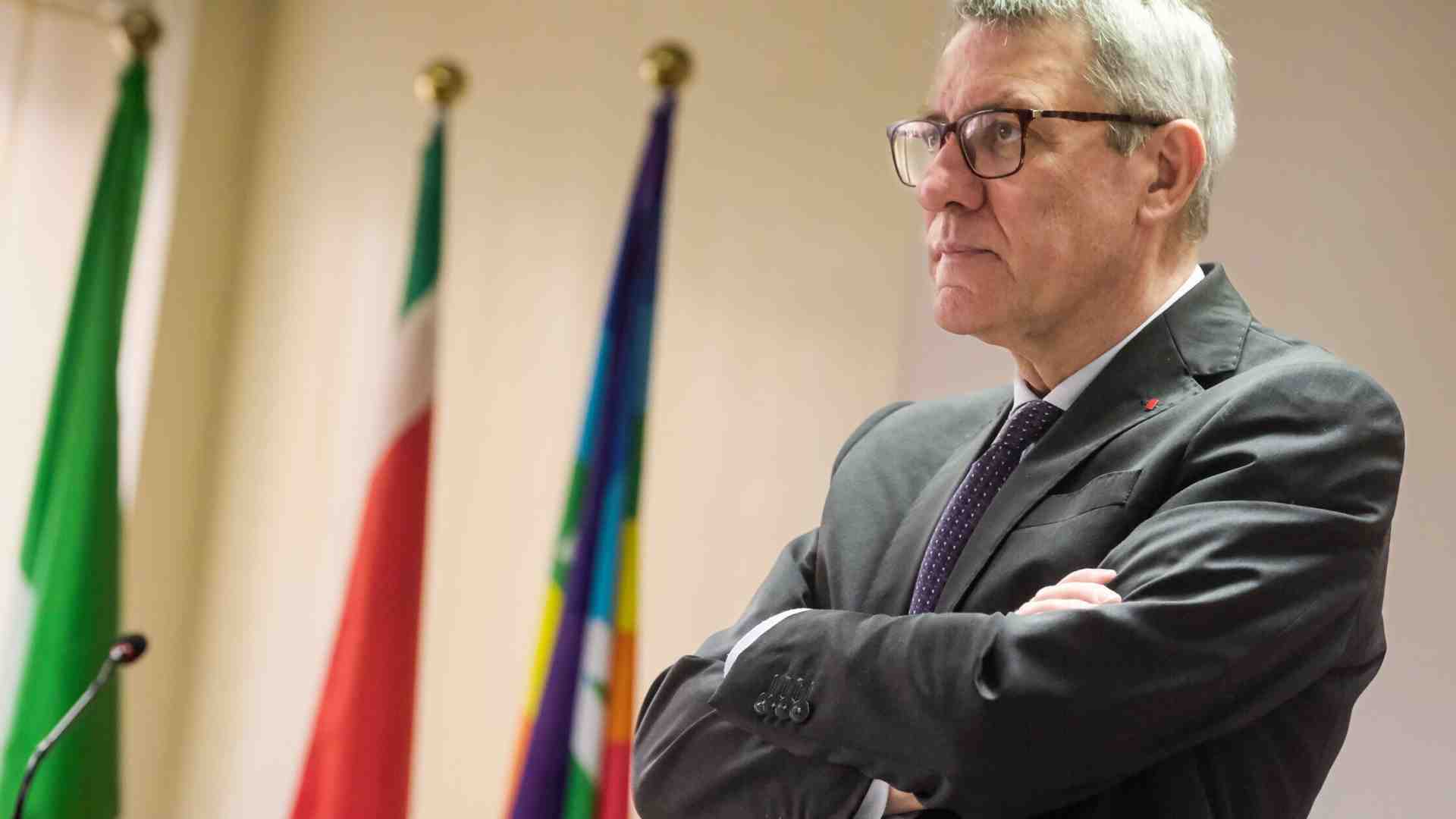 Mercato del lavoro e precarietà nel mondo al contrario di Landini