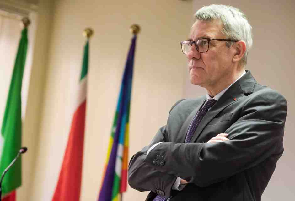 Mercato del lavoro e precarietà nel mondo al contrario di Landini