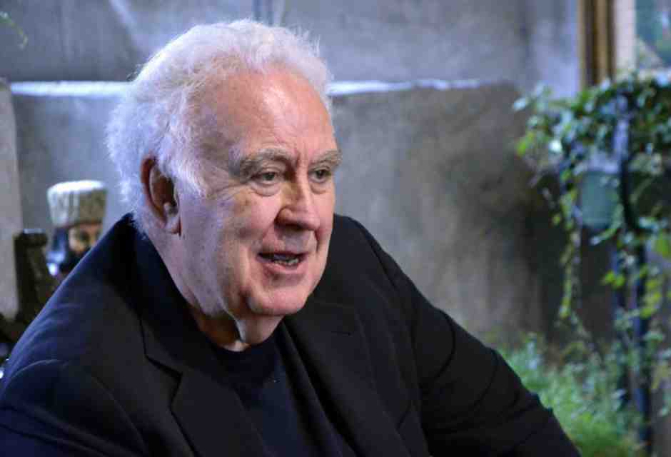 L'esordio di Santoro. Non proprio un Putin di Salerno