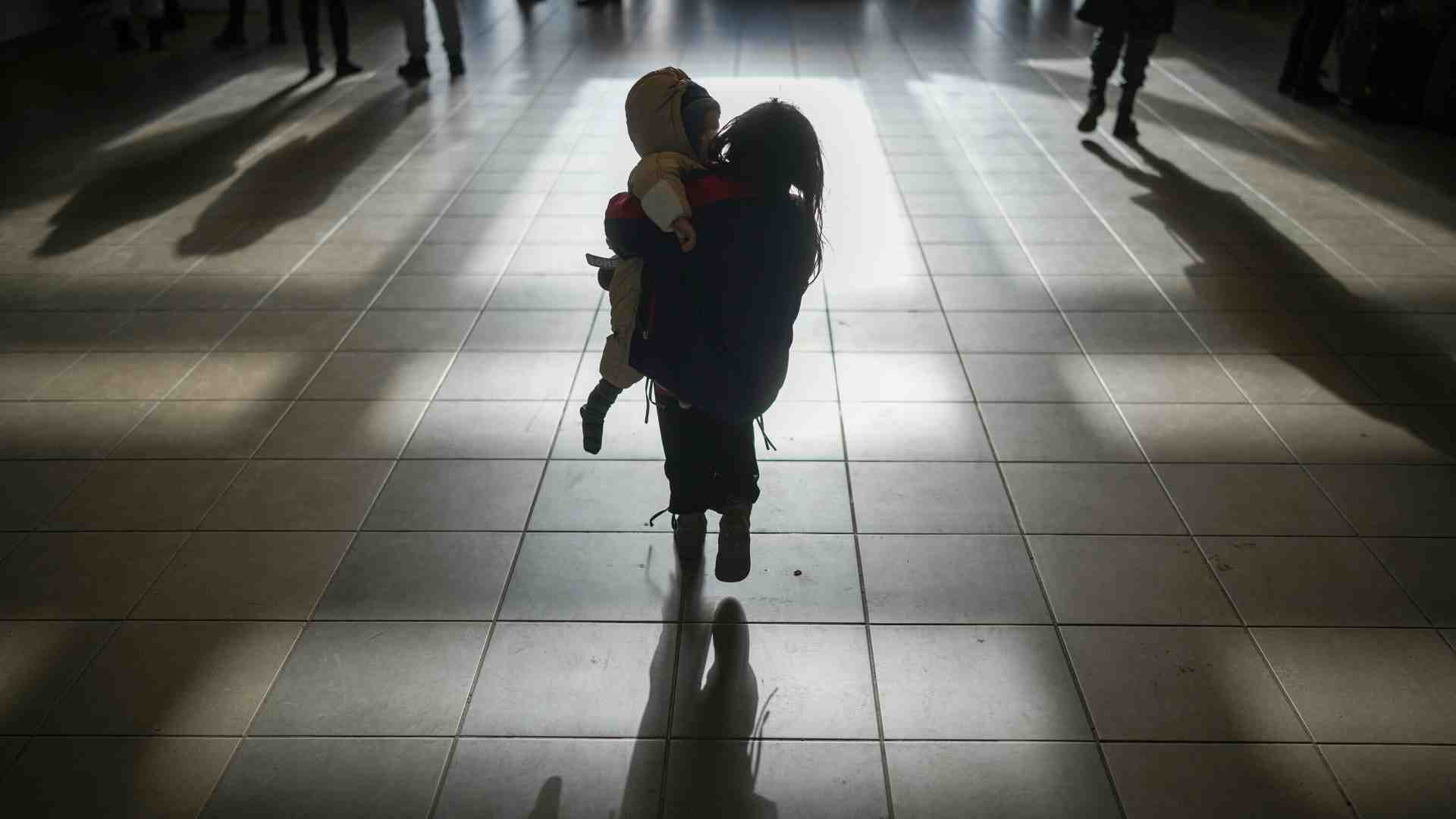 Così la Russia rieduca i bambini ucraini rubati dai territori occupati