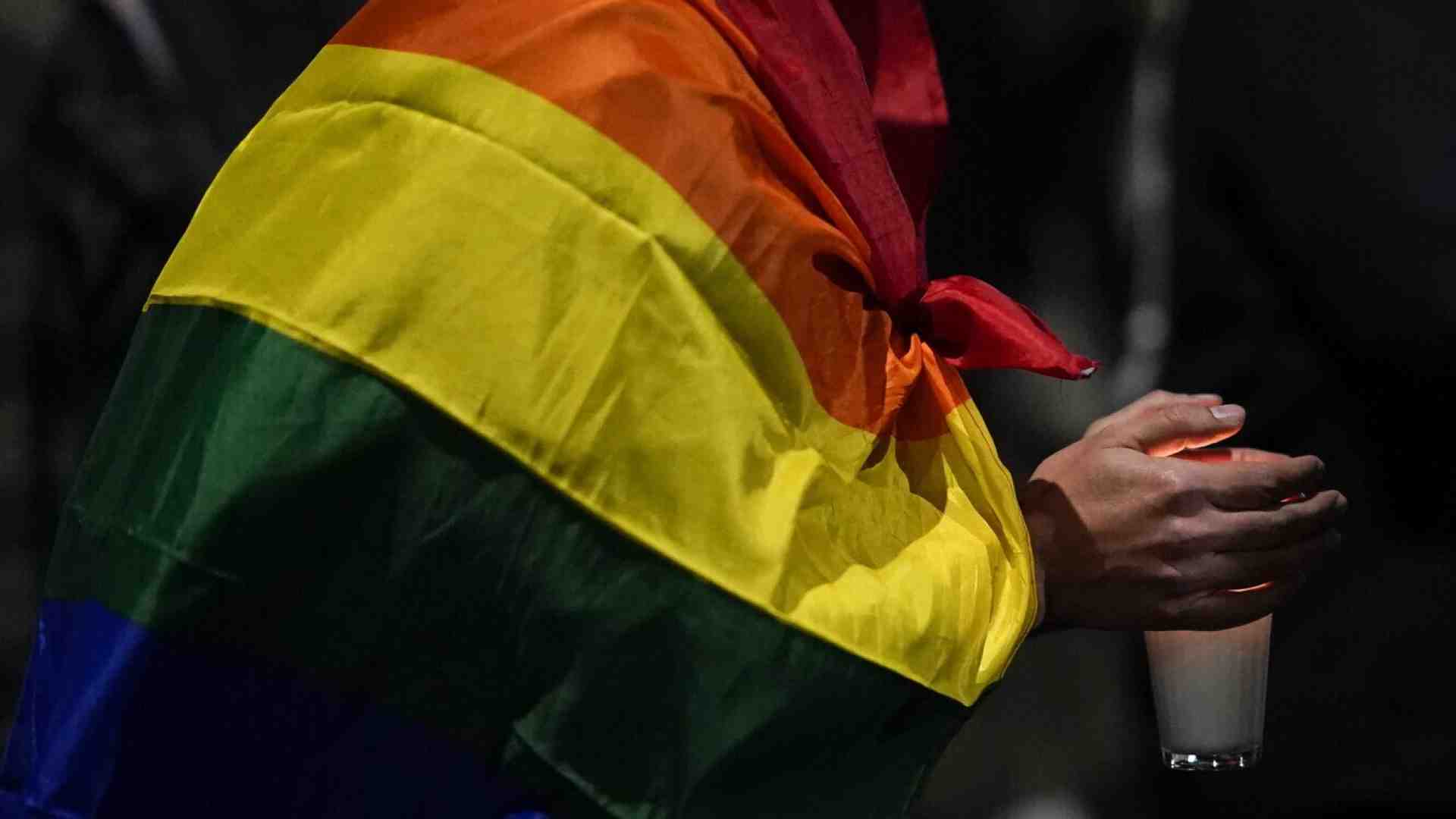 È guerra del gender in Scozia. E adesso attenti a dire che i sessi sono due