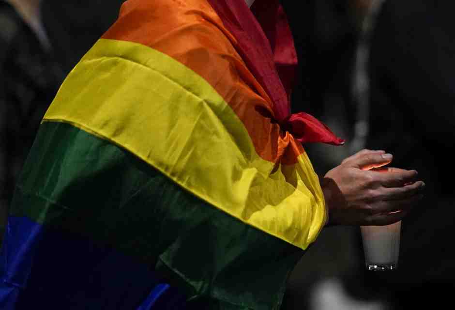 È guerra del gender in Scozia. E adesso attenti a dire che i sessi sono due