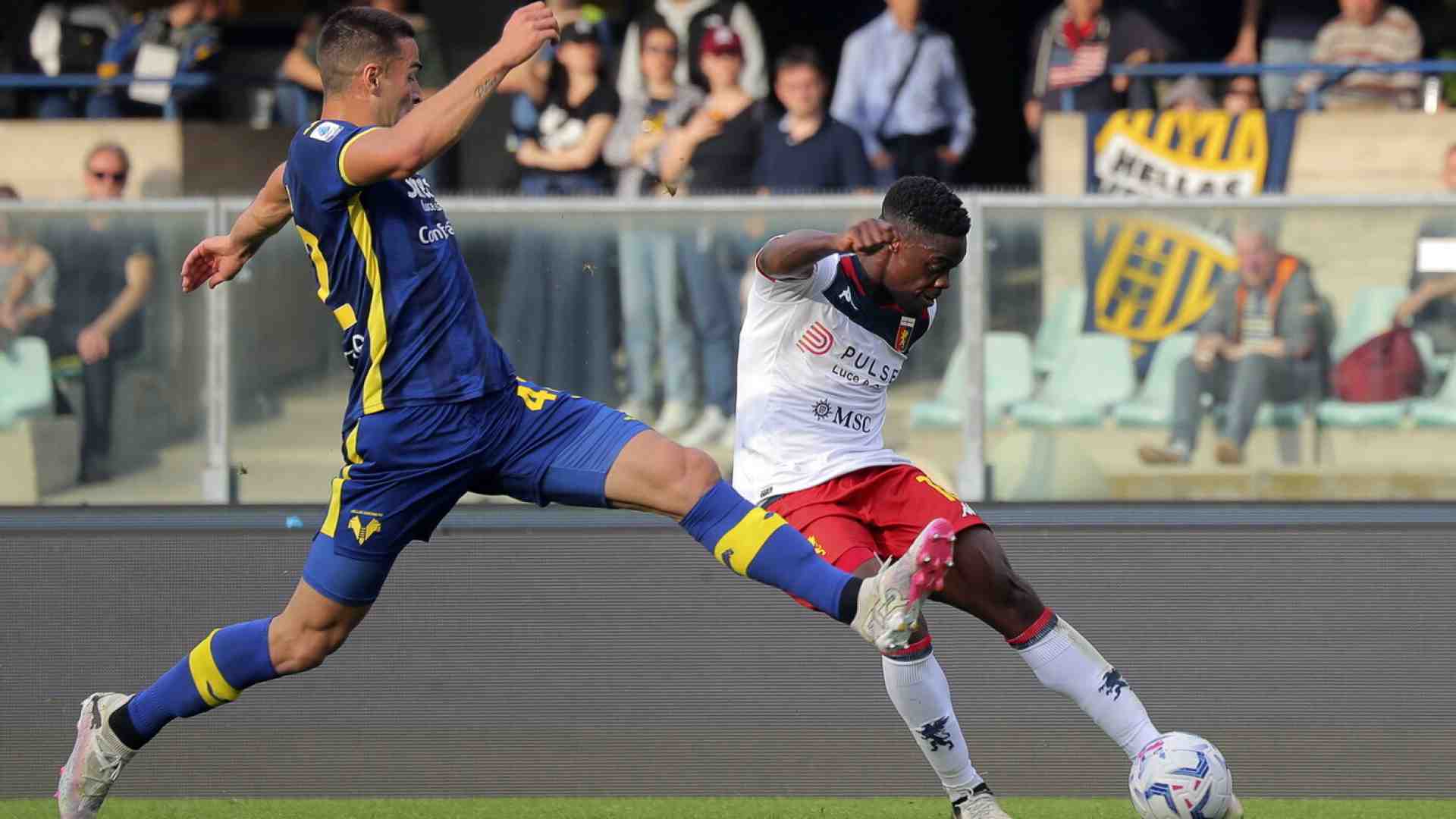 Caleb Ekuban l'ha presa larga