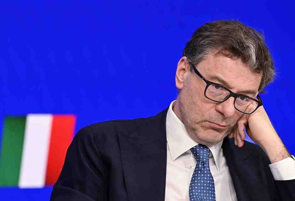 Giorgetti affronta i gestori del risparmio nazionale a cui ha "tolto" 50 miliardi con i Btp