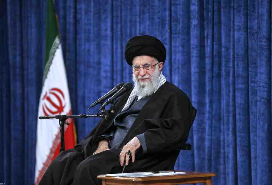 Dopo il raid sul consolato, Khamenei tra la ricerca di un patto e una vendetta-suicidio