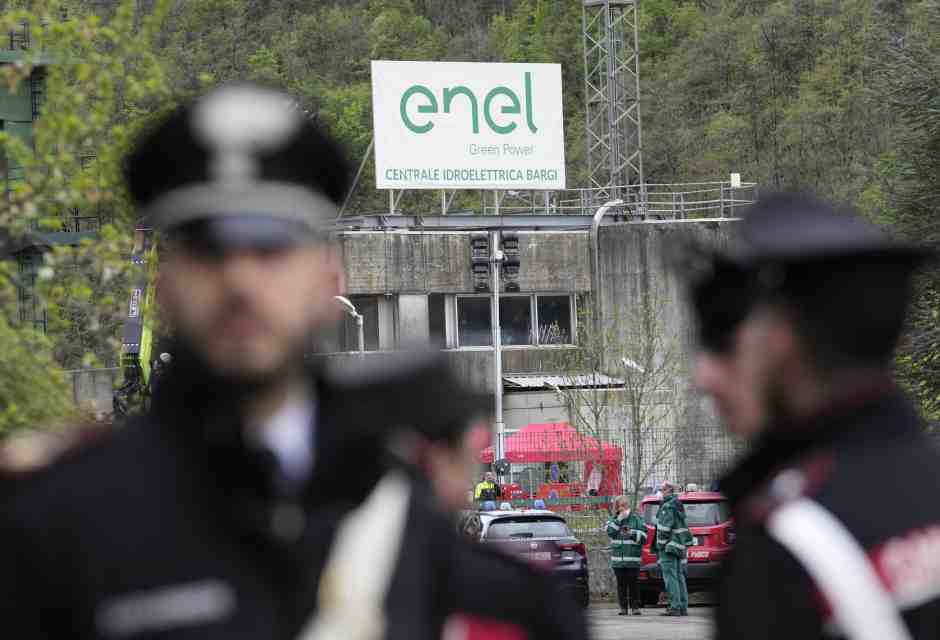 Trovati i corpi di tre dei dispersi a Suviana: le vittime salgono a sei