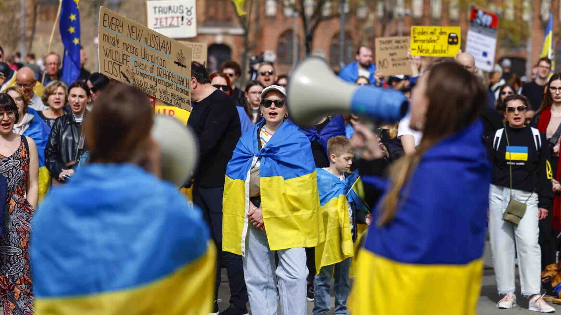 Guerra Ucraina: Occidente libero e leadership globale