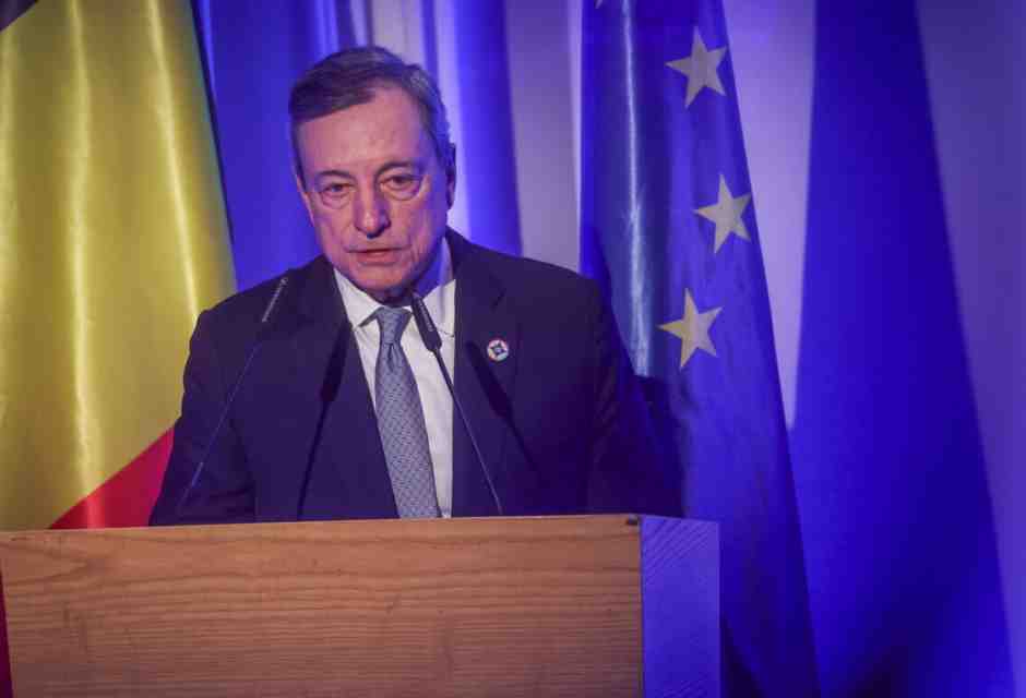 Draghi: "In Ue manca una strategia per proteggere l'industria. Proporrò un cambiamento radicale"