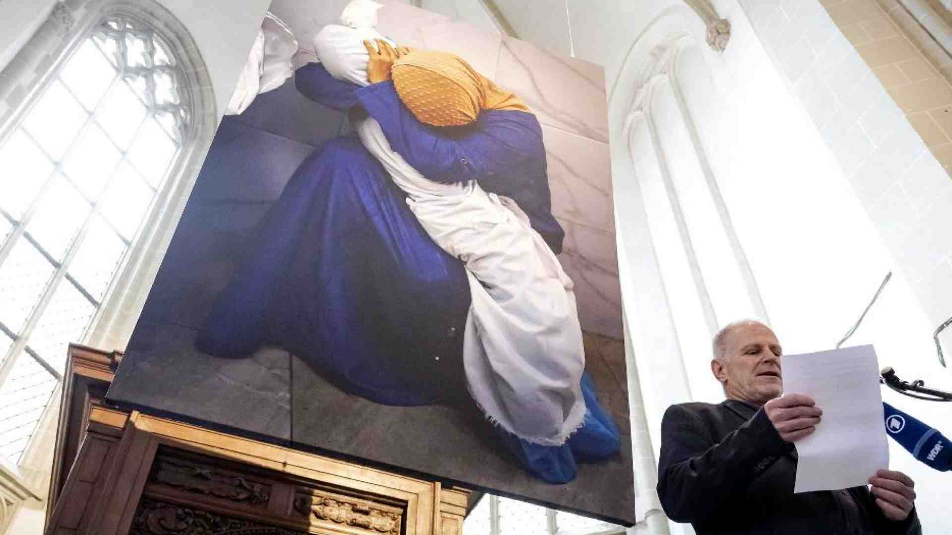 World Press Photo 2024, lo scatto dell'anno è la "Pietà di Gaza"