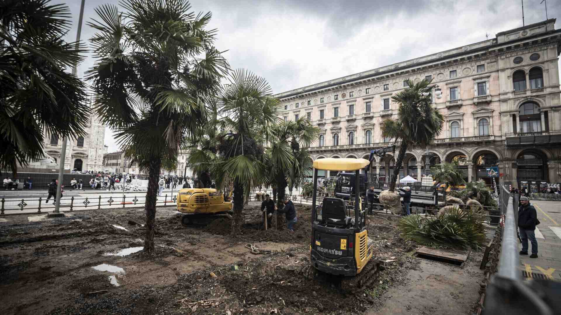 Via le palme da Piazza Duomo. Sia lodato Ermenegildo Zegna