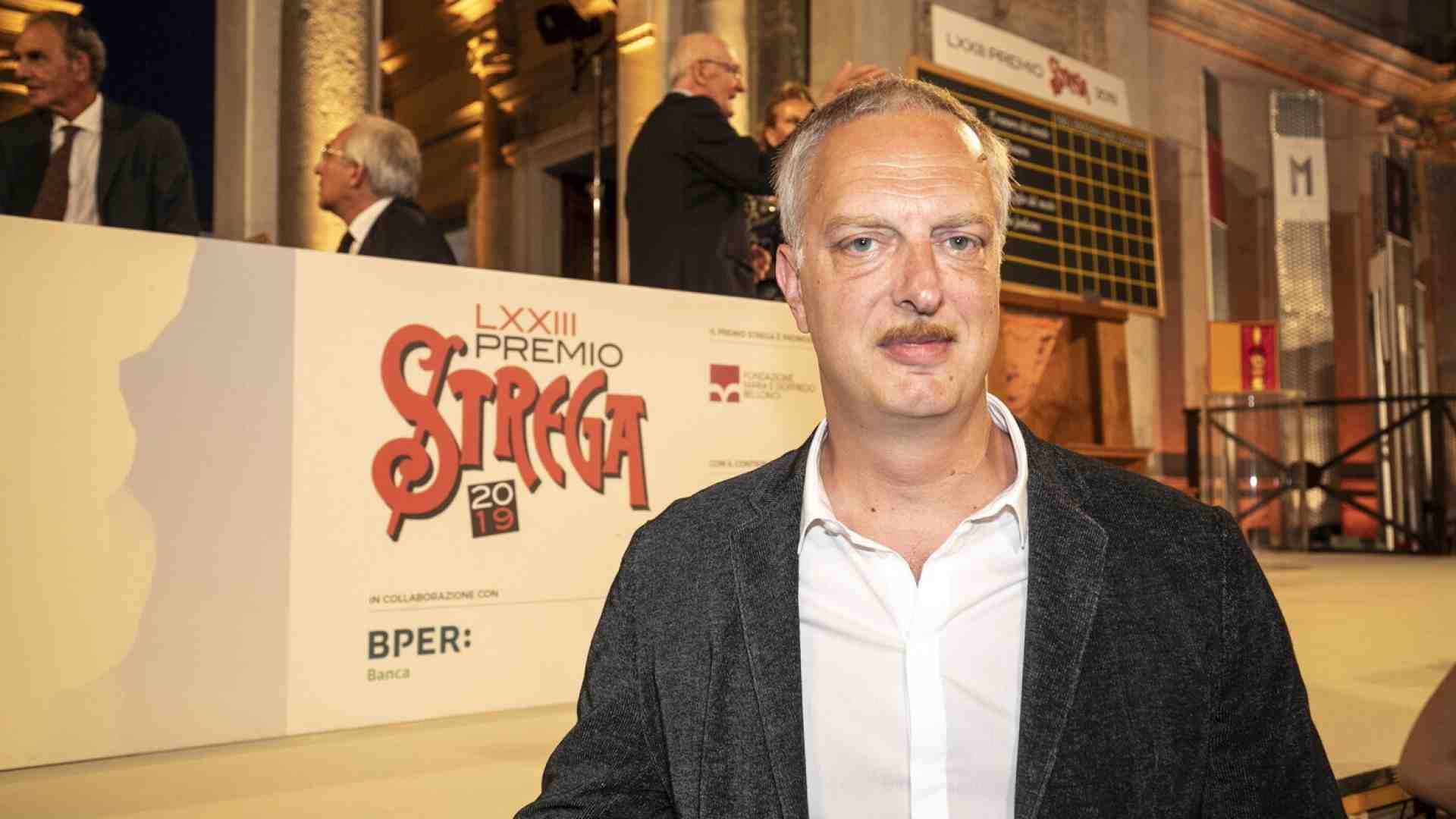 La censura Rai a Scurati non è fascismo è da tonti. Soldi e promozione. La destra lo ha elevato a Gobetti