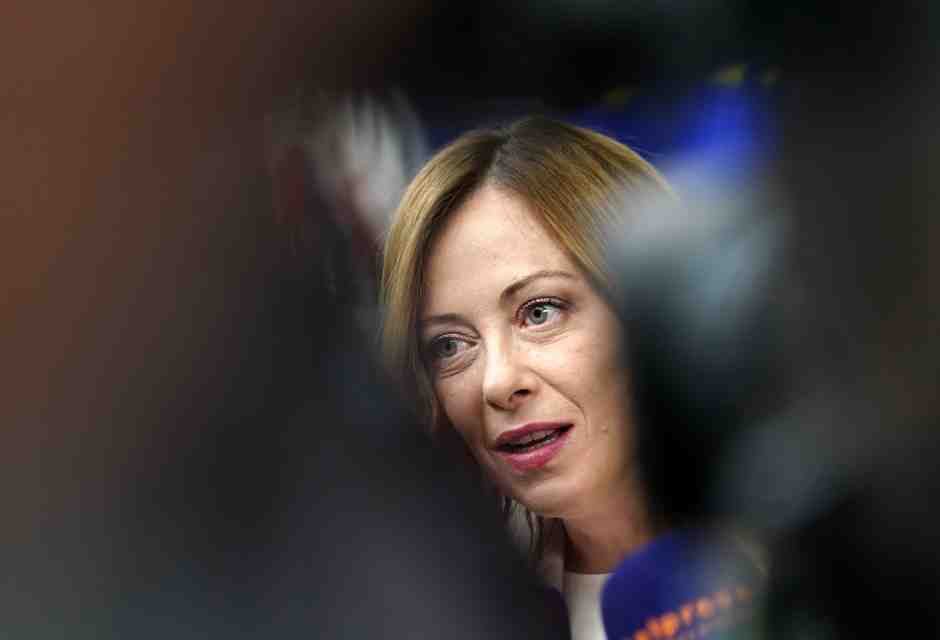 Sorteggio al Csm e carriere separate: così Meloni può sfidare il partito dei pm