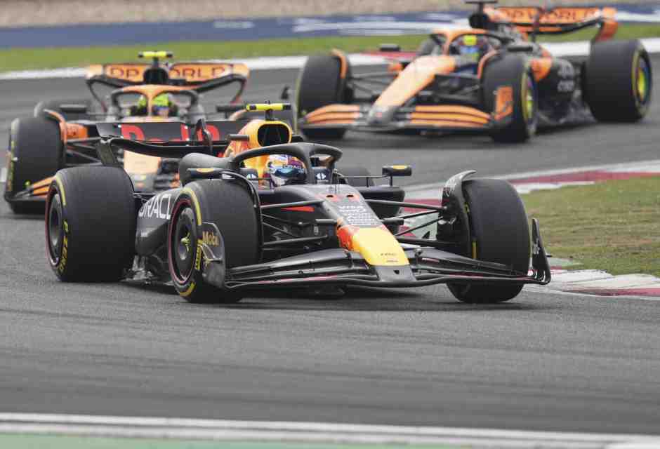 Verstappen vince il Gp di Cina: da 44 Gran Premi è in testa alla classifica piloti