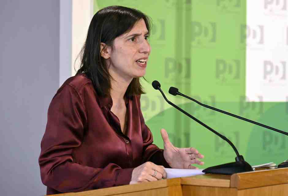 Il passo indietro di Schlein: "Non ci sarà il mio nome nel simbolo"