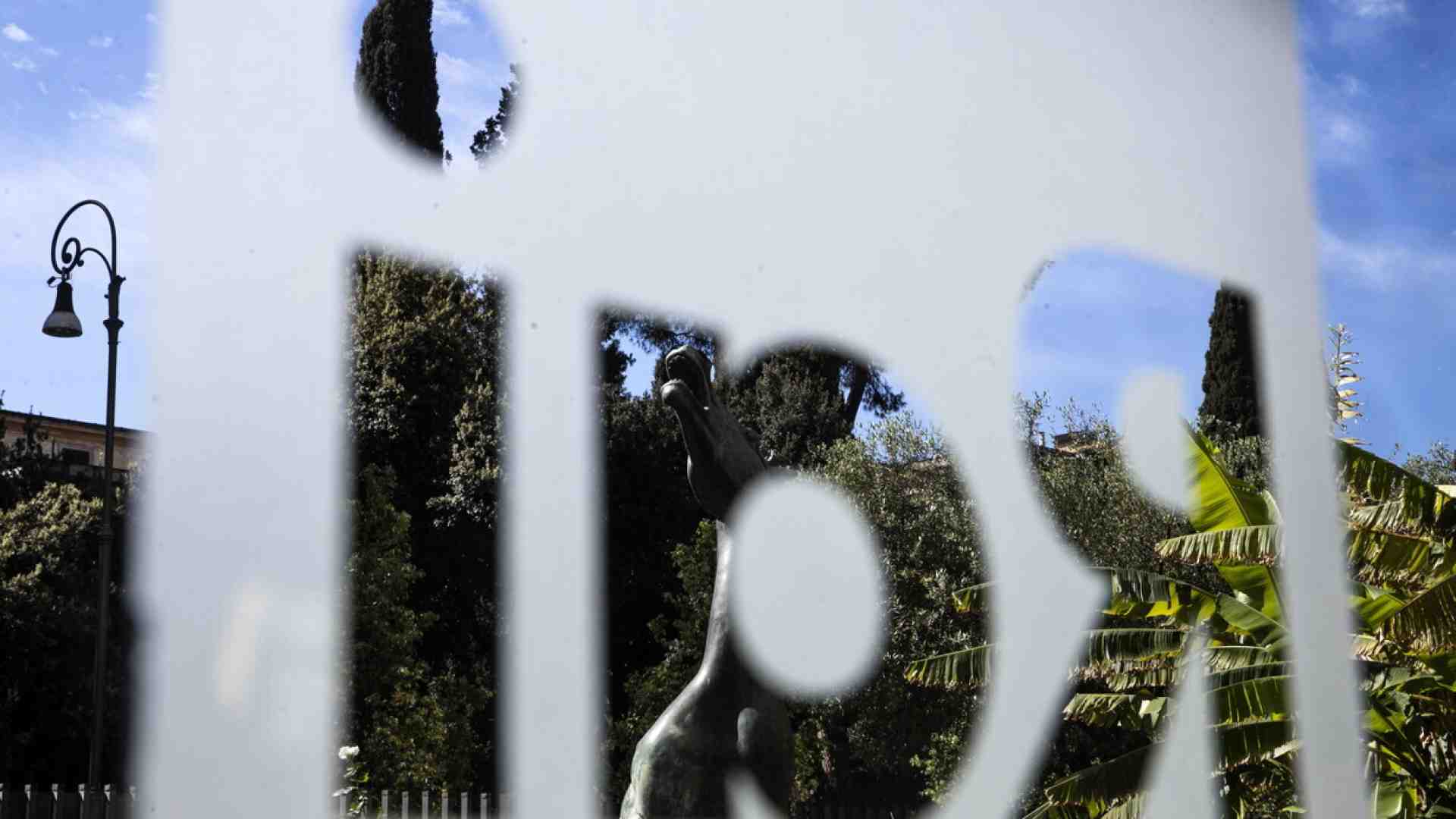 Rai ciuchina, la destra, dopo il caso Scurati, vuole offrire il ruolo di Corsini alla sinistra