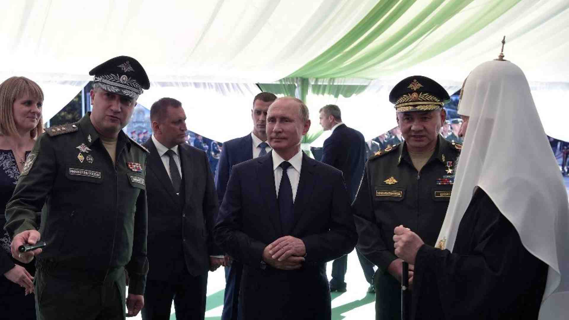 Kirill sospende il sacerdote che commemorò Navalny