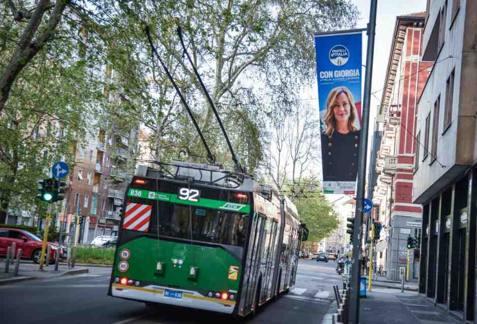 Nelle liste di FdI per Bruxelles quasi solo nomi di partito. Con qualche piccola eccezione