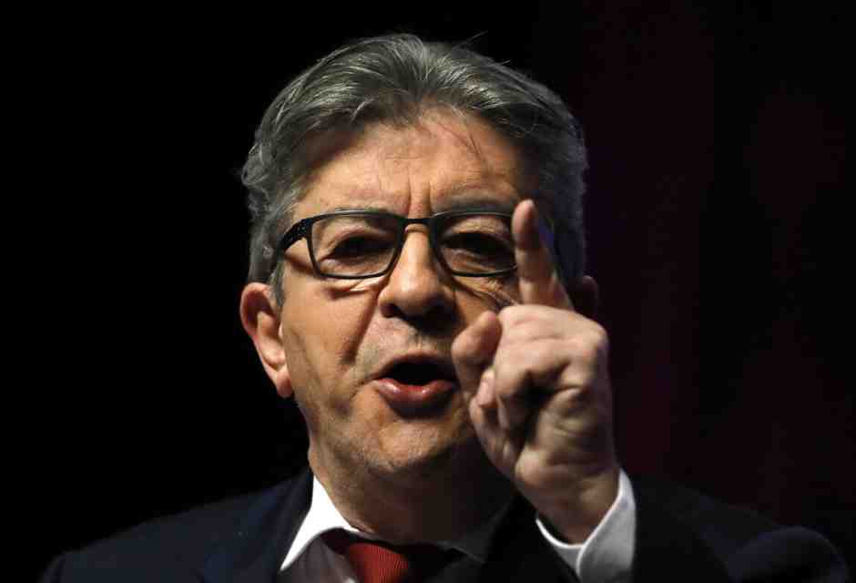 La violenza nella Francia radicalizzata e la sua strumentalizzazione da parte di Jean-Luc Mélenchon