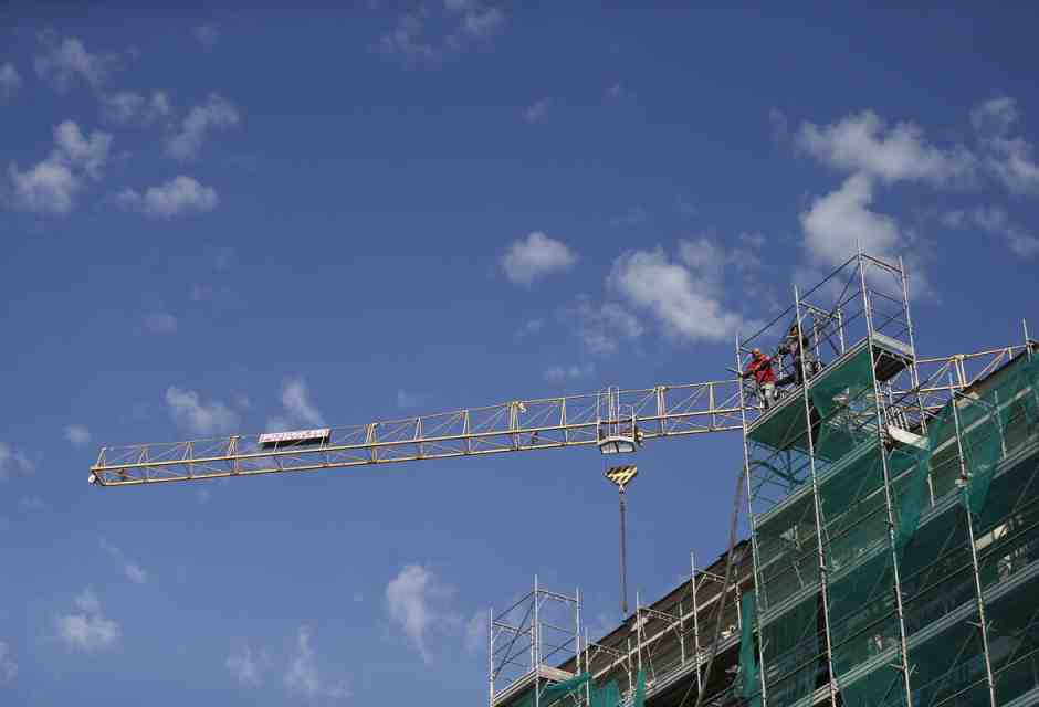 Piano piano i mercati iniziano a fare i conti del disastro Superbonus