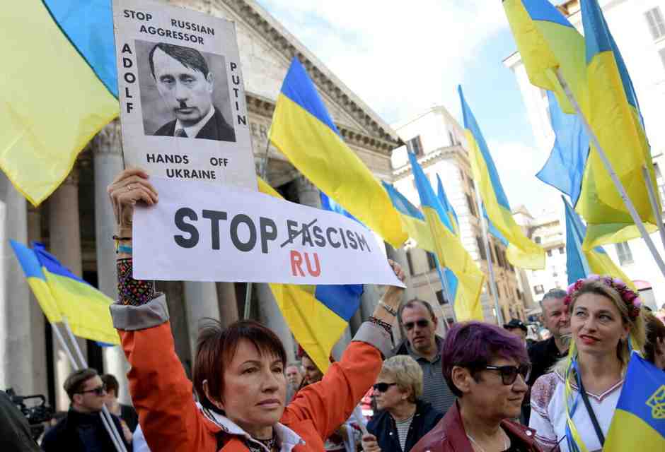 Una prima pagina per celebrare gli antifascisti di ieri e di oggi