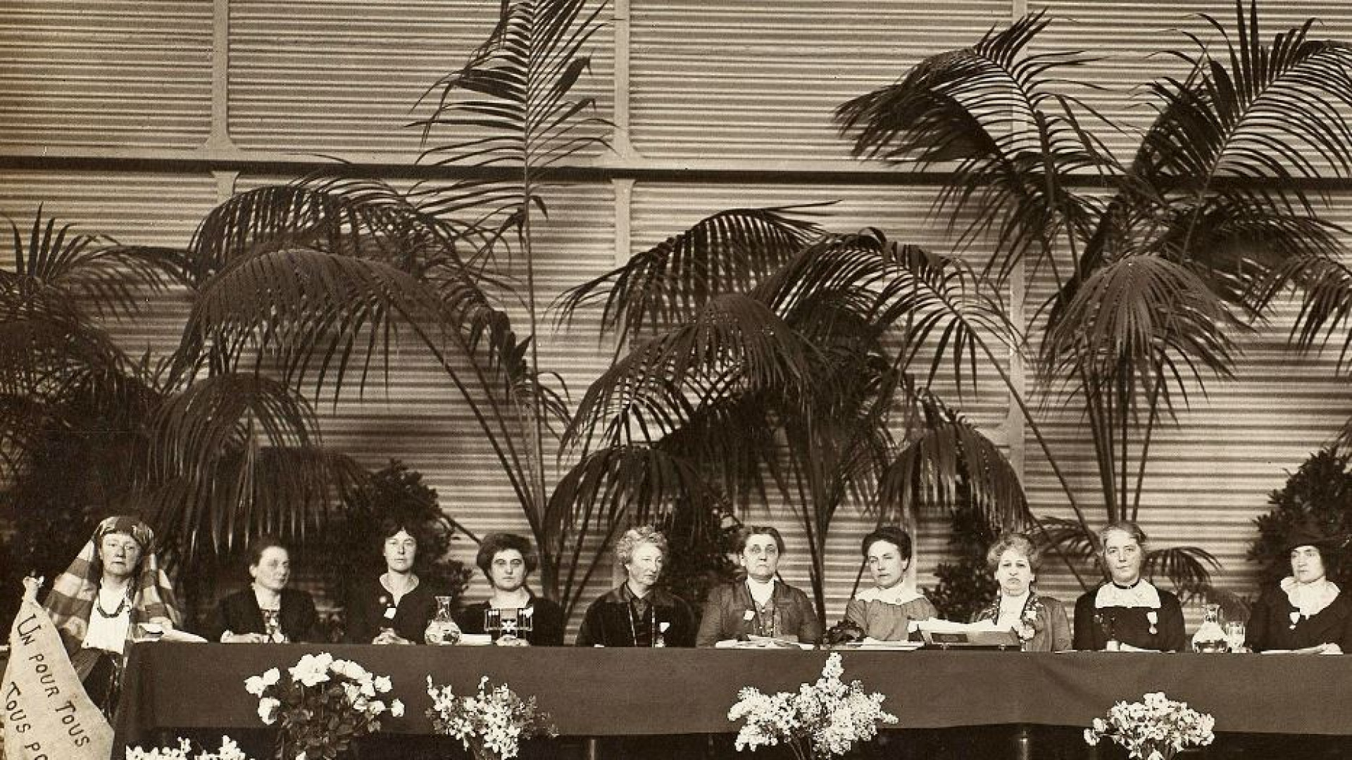 25 aprile 1915: 2mila delegate (solo donne) al Congresso di pace