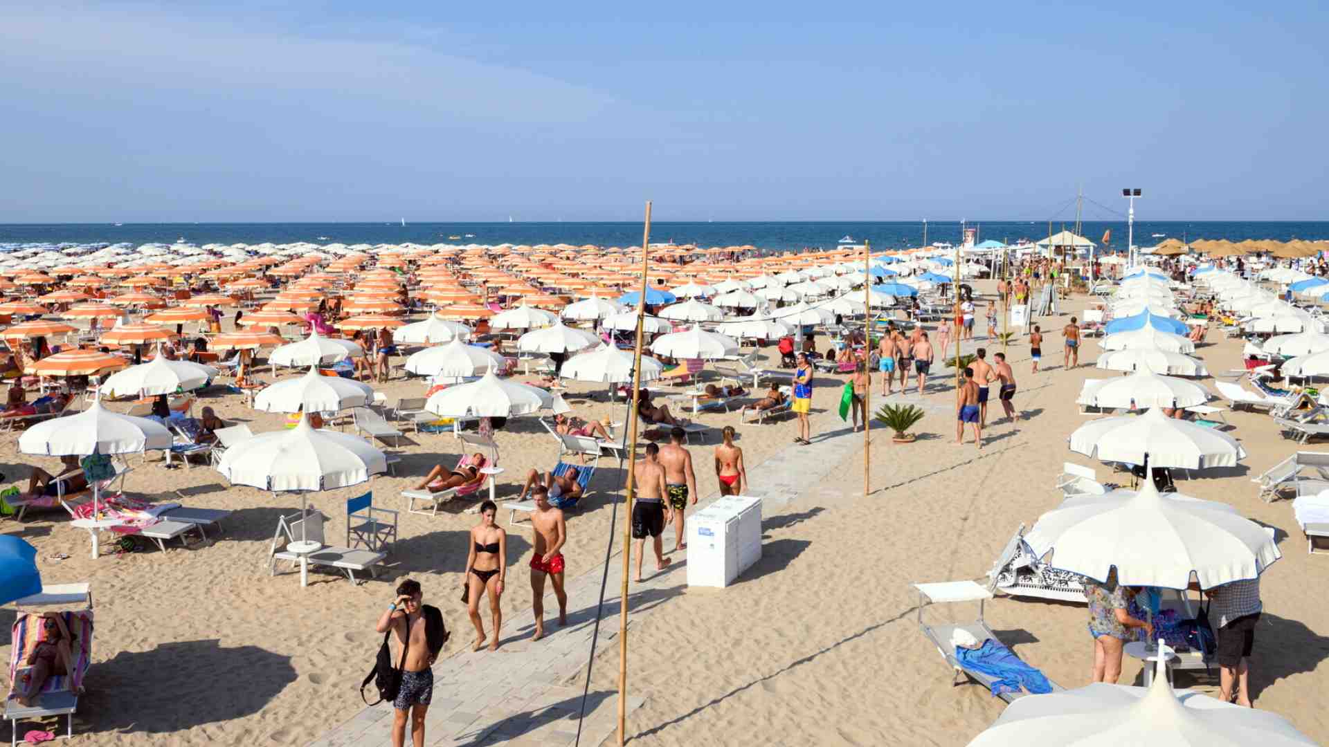L’ultima spiaggia del governo dopo la sentenza sui balneari
