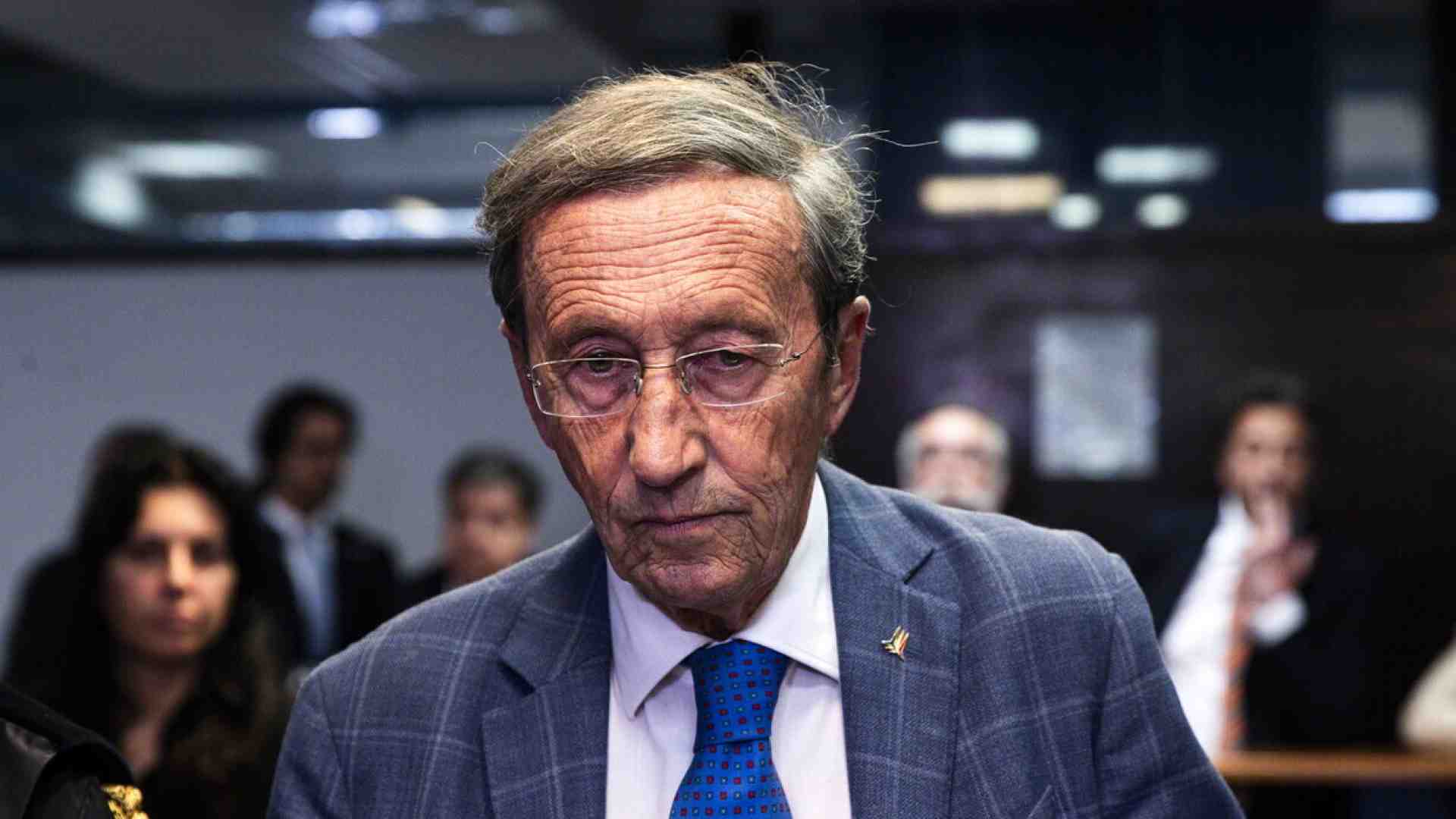 La condanna di Fini per Montecarlo e la maledizione della contessa