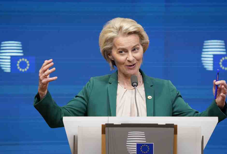 Von der Leyen lascia cadere il veto agli antieuropei: sì all’Ecr