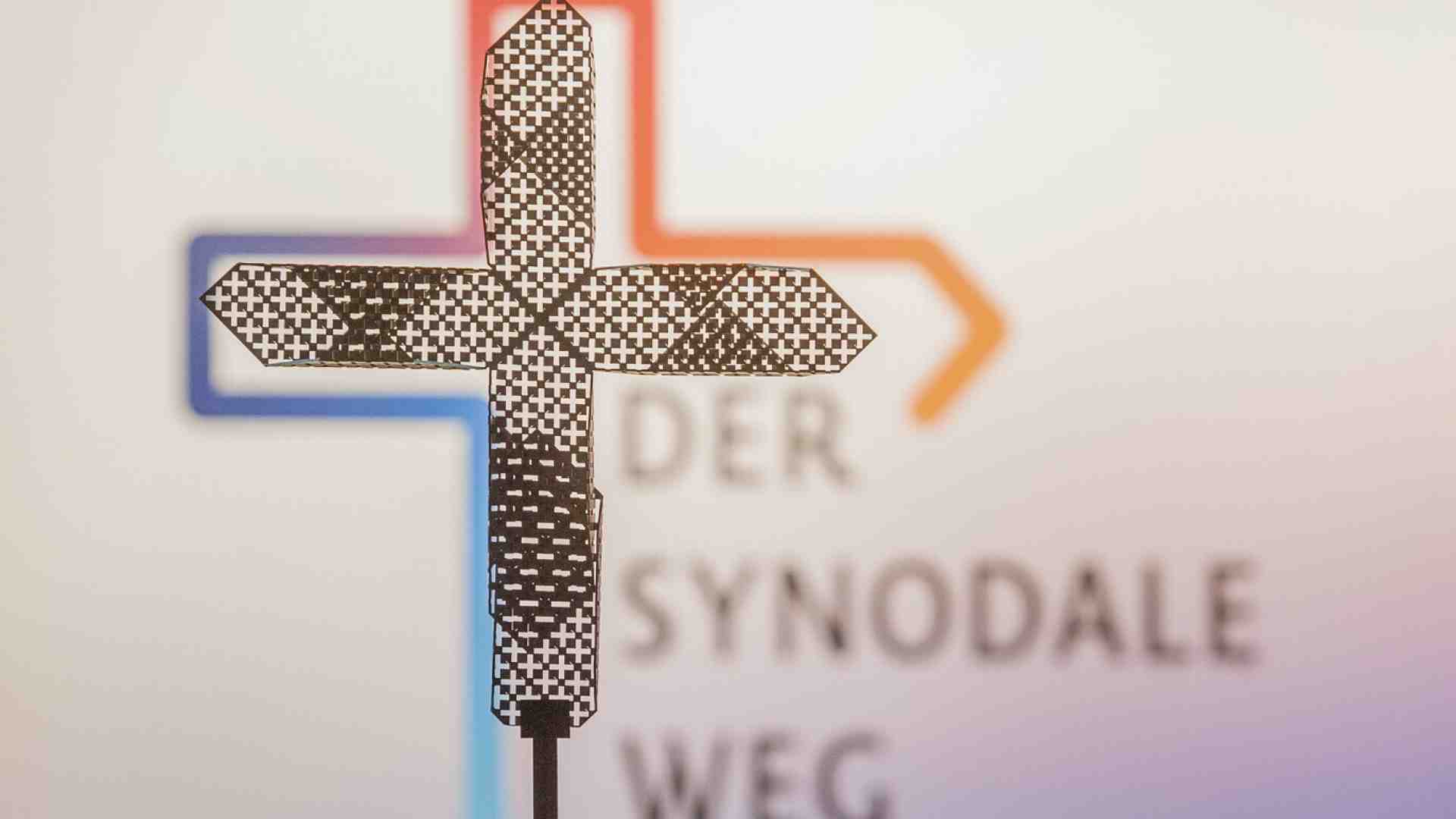 L'episcopato tedesco dà il via libera al Comitato sinodale, ma quattro vescovi si ribellano