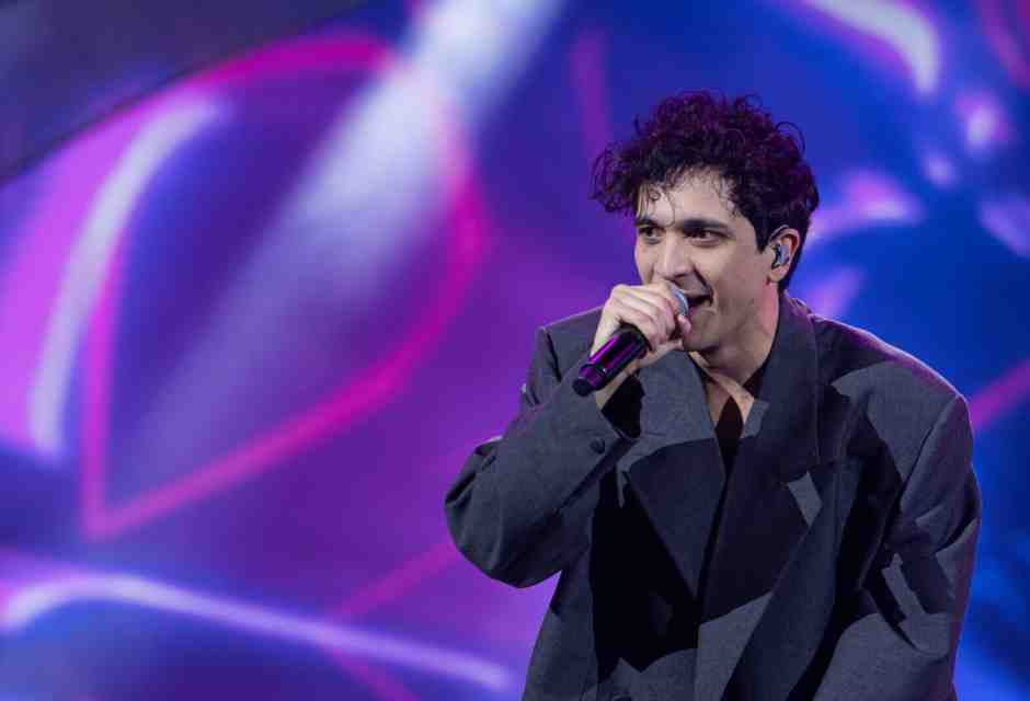 Spiegare Tananai, e la sua arte, con le sue stravaganti parabole, a partire da Sanremo