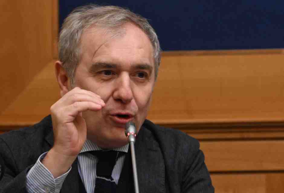 "Con la separazione delle carriere indipendenza delle toghe a rischio". Parla Santalucia (Anm)