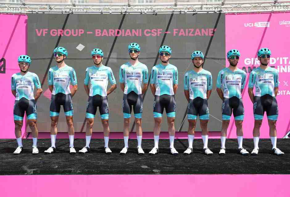 I primi due giorni al Giro d'Italia di Domenico Pozzovivo e Giulio Pellizzari