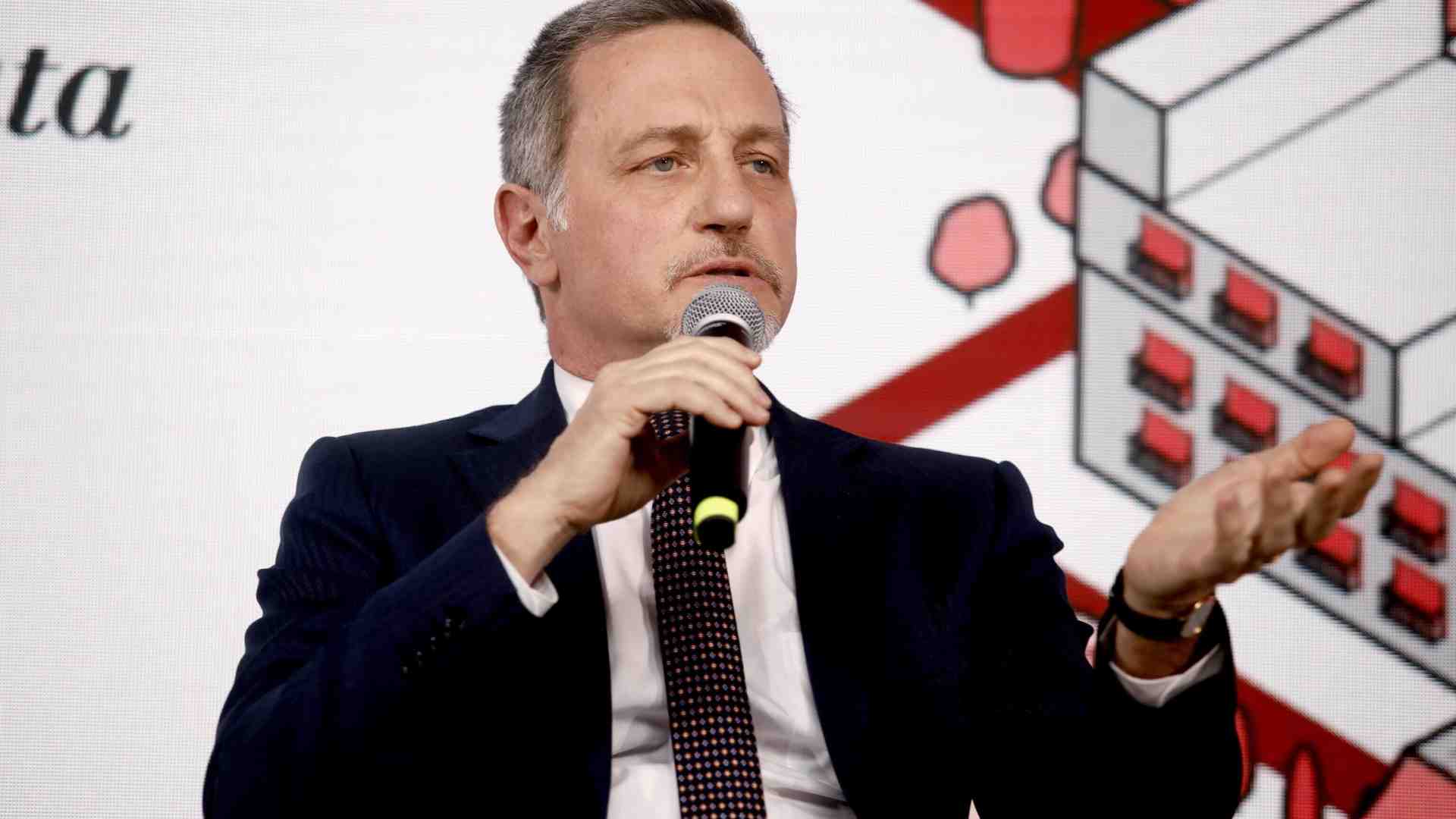 Se Massimo Giannini soffia sul fuoco della Consulta