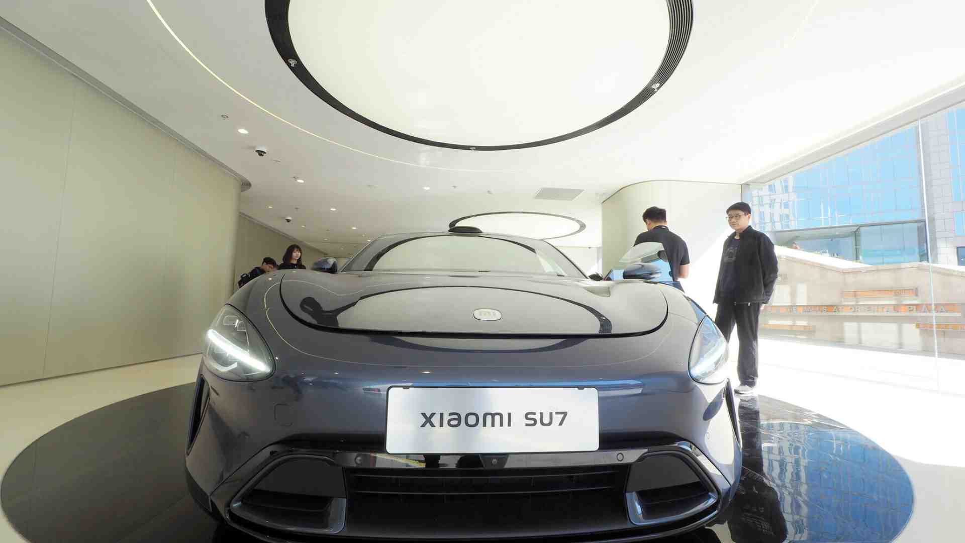 I meriti immaginari di Urso e Bignami sul caso dell'auto elettrica Xiaomi (che non si chiama) Modena