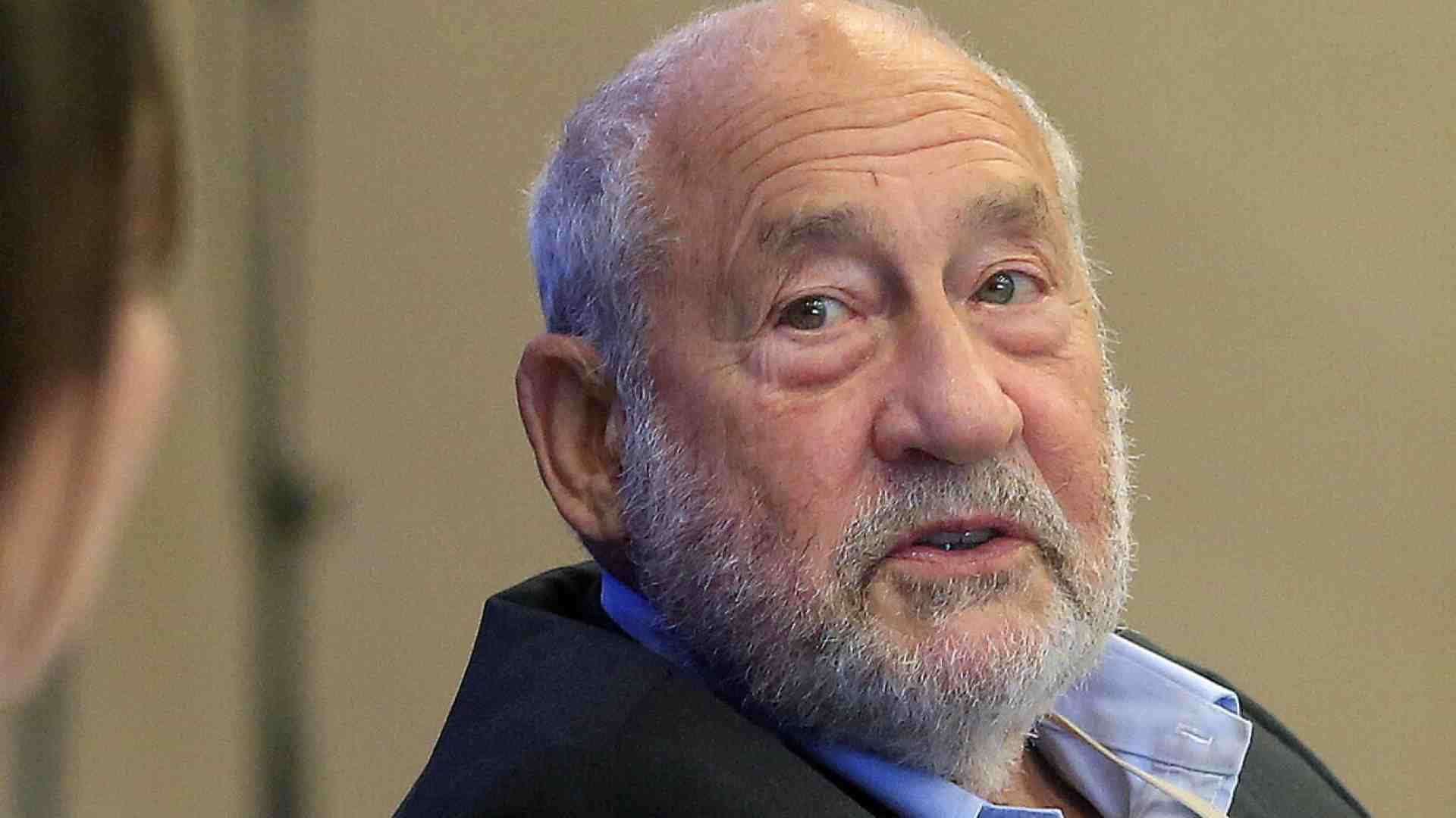 A tu per tu con Stiglitz, l’anti Milei triste, in decadenza e senza più argomenti