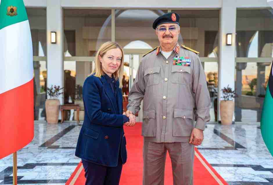 In Libia Meloni parla con tutti, Dabaiba e Haftar. Perché se non lo facciamo noi lo fanno i russi